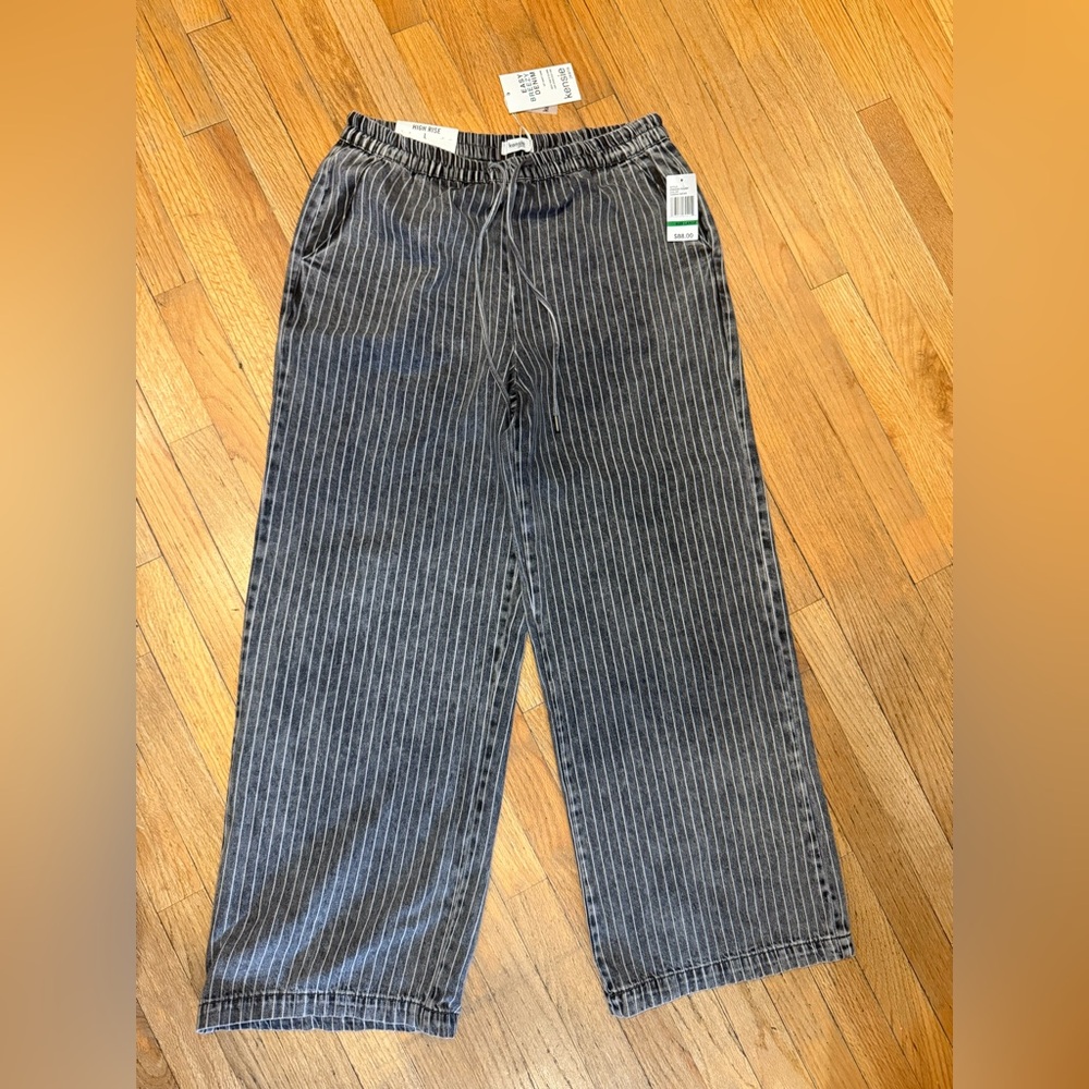 Kensie High Rise Gray Pinstripe Pants Womens size Large Elastic Waist